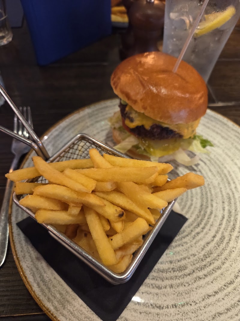 Leman Street Tavern - Leman Street Tavern 31 Leman St, London E1 8PT, UK