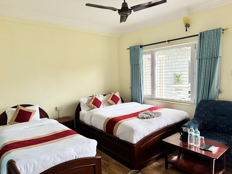 Hotel Homeland and Restaurant - Hotel Homeland and Restaurant 9 Lakeside Rd, Pokhara 33411, Nepal