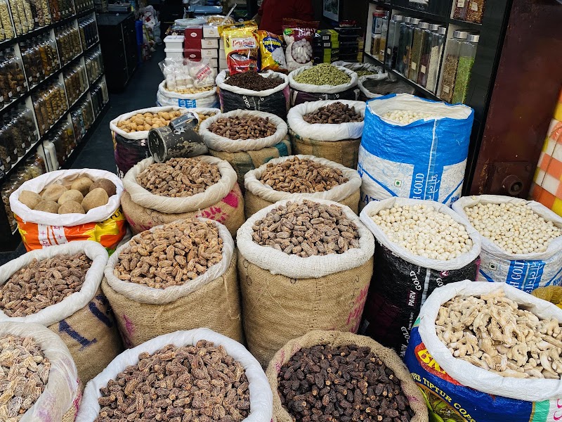 Chickpet Market - Chickpet Market XHCG+9G8, Huriopet, Chickpet, Bengaluru, Karnataka 560053, India