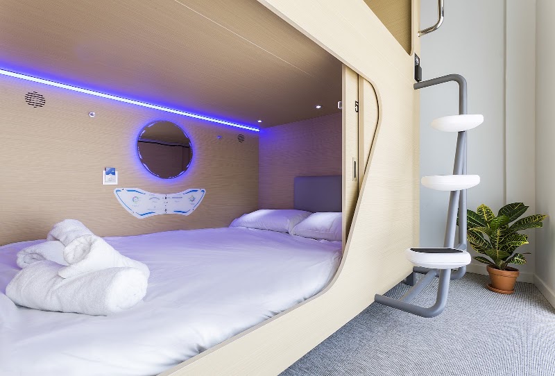 Urban Cube Hostel Sevilla - Urban Cube Hostel Sevilla, C. Amador de los Ríos, 13 - 17, 41003 Sevilla, Spain