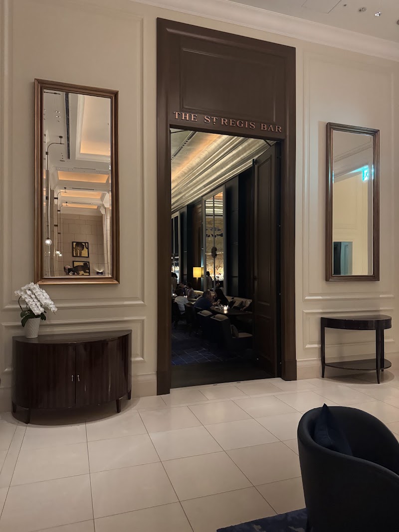 The St. Regis Bar - The St. Regis Bar Japan, 〒541-0053 Osaka, Chuo Ward, Honmachi, 3-chōme−6−１２ セント レジス ホテル 大阪 12F