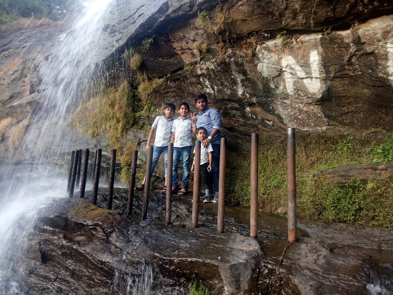 Cheeyappara Waterfalls - Cheeyappara Waterfalls NH 85, Kochi-Madurai-Tondi Point Rd, Chillithodu, Kerala 685561, India