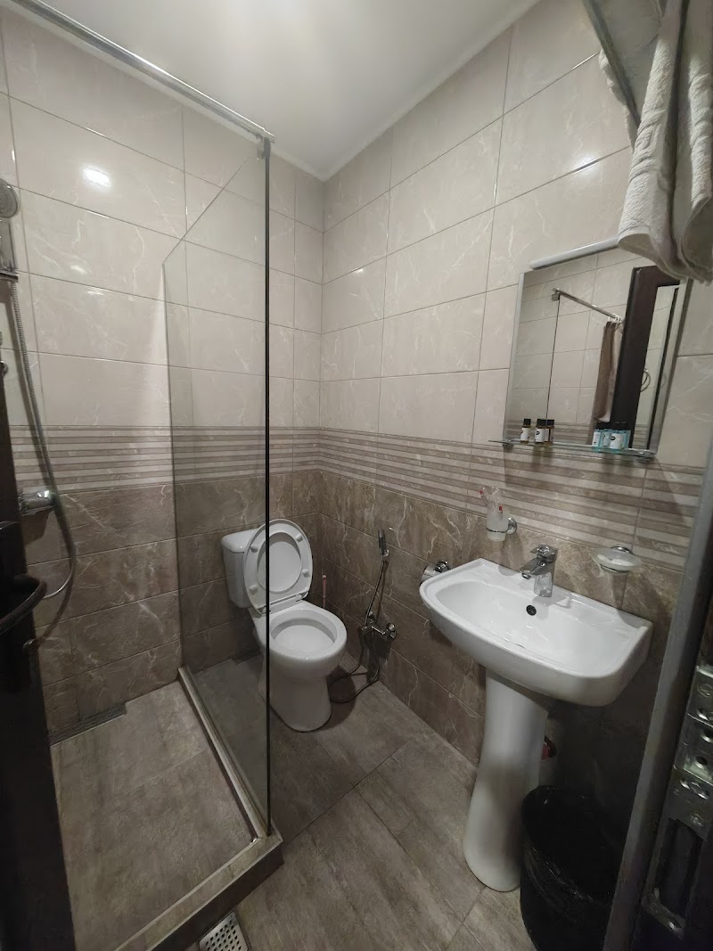 Hotel Sina - Hotel Sina N 6/9 Ovanes Tumaniani St, T'bilisi 0105, Georgia