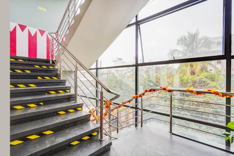 Super Townhouse by OYO RR Nagar - Super Townhouse by OYO RR Nagar, R.R Nagar, Plot Number 5, Main Road, Channasandra, Rajarajeshwari Nagar, Bengaluru, Karnataka 560098, India