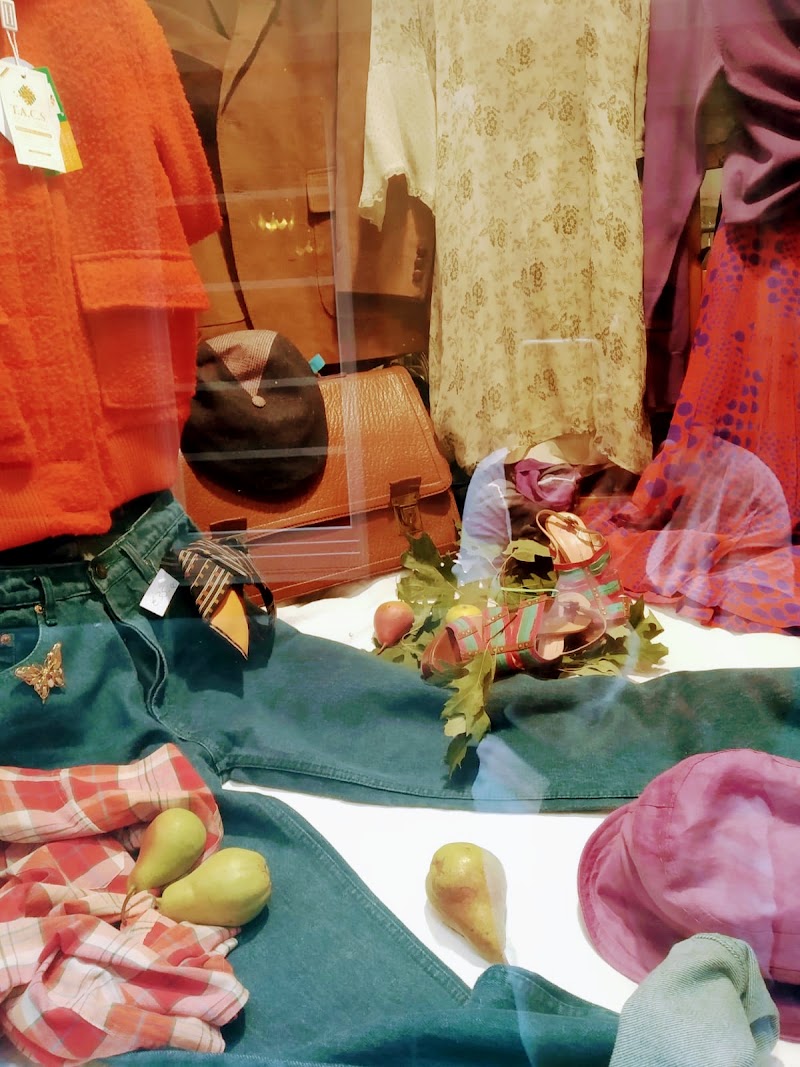 Clochard - Clochard, Via dei Conti, 16r, 50123 Firenze FI, Italy
