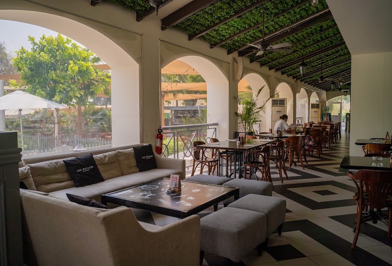 Reform Social & Grill Dubai - Reform Social & Grill Dubai Al Thanyah Third - The Lakes - Dubai - United Arab Emirates