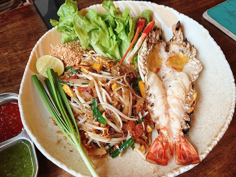 The Seafood Cafe & Restaurant - The Seafood Cafe & Restaurant 51/1 Phadung Dao Rd, Khwaeng Samphanthawong, Khet Samphanthawong, Krung Thep Maha Nakhon 10100, Thailand
