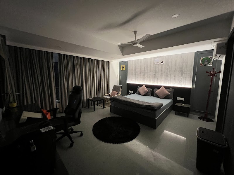 Zo House Bangalore (Koramangala) - Zo House Bangalore (Koramangala) S-1, P-2, Anaa Infra's Signature Towers Nirguna Mandir Layout, Cauvery Colony, S.T. Bed, 1st Block Koramangala, Koramangala, Bengaluru, Karnataka 560095, India