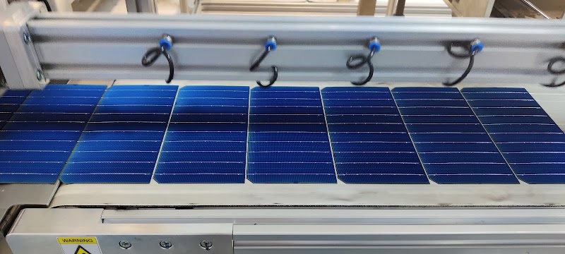 Icon Solar-en Power Technologies Pvt.Ltd - Icon Solar-en Power Technologies Pvt.Ltd 317-320, Offizo, Magneto Mall, Great Eastern Rd, Jivan Vihar, Labhandih, Raipur, Chhattisgarh 492001, India