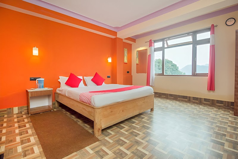 Hotel Red Cherry Pelling - Hotel Red Cherry Pelling Naku Chumbong, road, below petrol pump, Upper, Pelling, Pelling City, Sikkim 737113, India