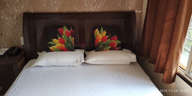 Hotel Grace Inn - Hotel Grace Inn AMC SANKUL, near Rajapeth police station, Mudholkar Peth, Amravati, Maharashtra 444601, India