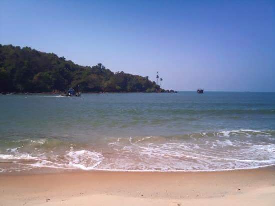 Betul Beach - Betul Beach Betul Beach, Mobor Beach, Goa, India