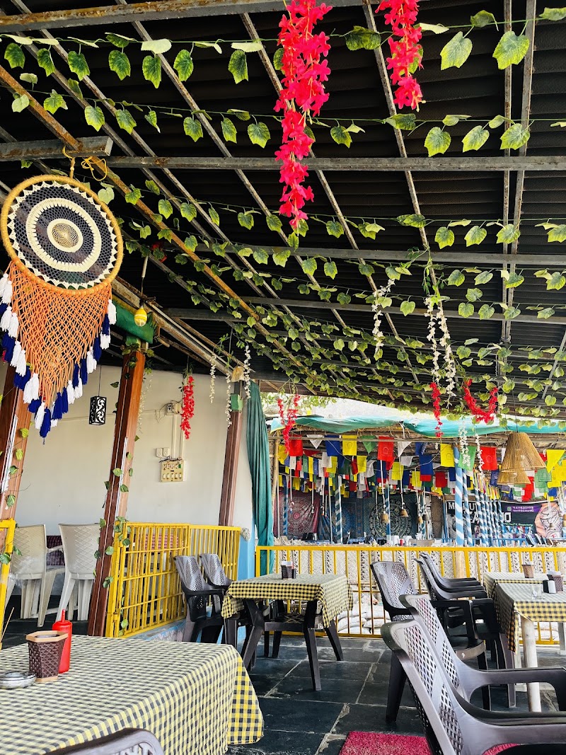 Cafe Paradise - Cafe Paradise Kudle Beach Rd, Gokarna, Karnataka 581326, India