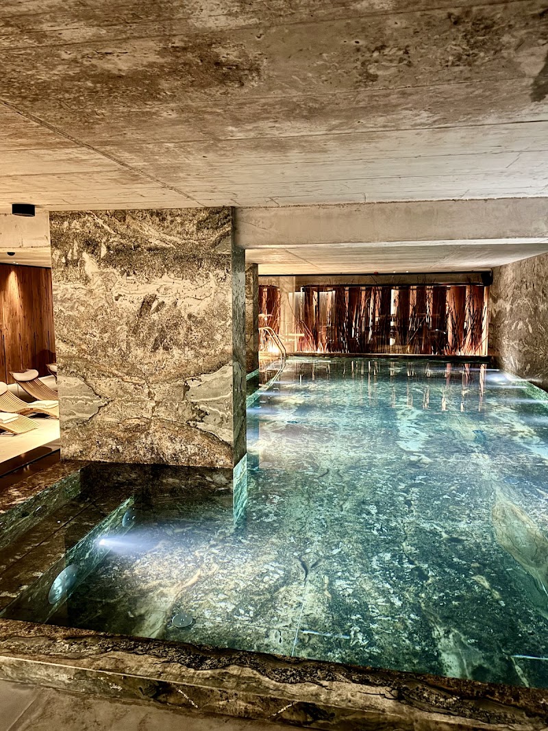 Hotel Warszawa in the Prudential Building - Hotel Warszawa in the Prudential Building, Plac Powstańców Warszawy 9, 00-039 Warszawa, Poland