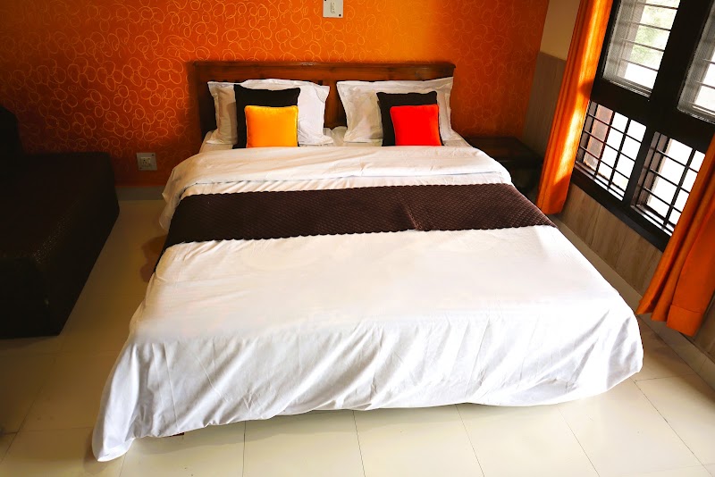 The Hill View Cottage Bhimtal - The Hill View Cottage Bhimtal Krishna Heritage Cottage, s 12 B, Bhowali - Bhimtal Rd, Sukha, Uttarakhand 263132, India