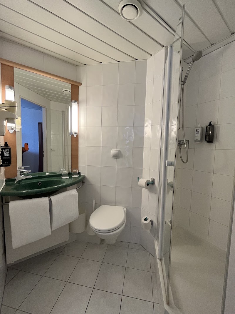 ibis Praha Mala Strana - ibis Praha Mala Strana Plzeňská 14, 150 00 Praha 5-Smíchov, Czechia
