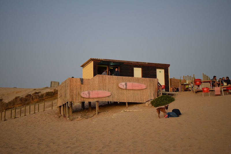 Cresmina Beach Bar - Cresmina Beach Bar, 2750-642 Cascais, Portugal