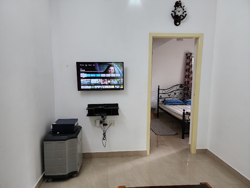 Gopal Homestay Udupi AC - Gopal Homestay Udupi AC Hudco 1st Main Rd, Karnataka Housing Board Colony, Doddanagudde, Udupi, Karnataka 576102, India