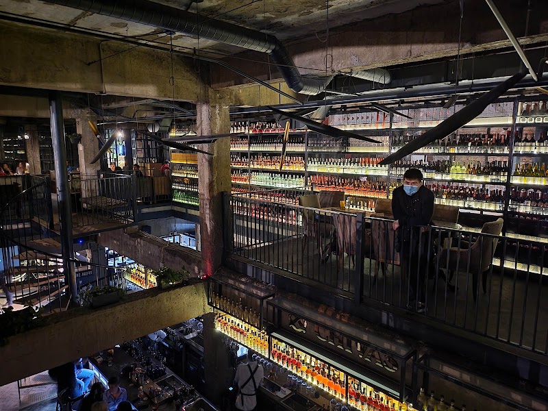 Barmaglot Bar - Barmaglot Bar, ул. Сатпаева, 3, Valikhanov St 170, Almaty 050000, Kazakhstan