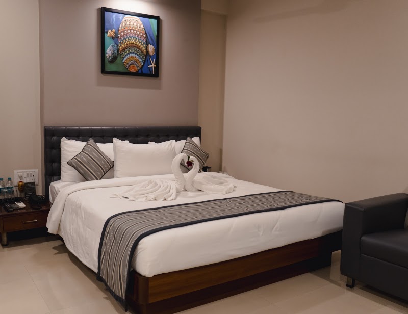 The Silver Swan Boutique Hotel - The Silver Swan Boutique Hotel, Thiba Rd, opp. Government Guest House, Mal Naka, Abhyudhya Nagar, Ratnagiri, Maharashtra 415612, India