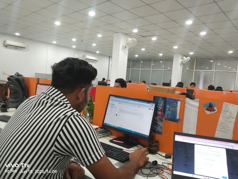 Winni Retails - Winni Retails, SCO-22-23-24, Second Floor, Shri Balaji Complex, Old Ambala Rd, Himmatgarh, Dhakoli, Zirakpur, Punjab 160104, India
