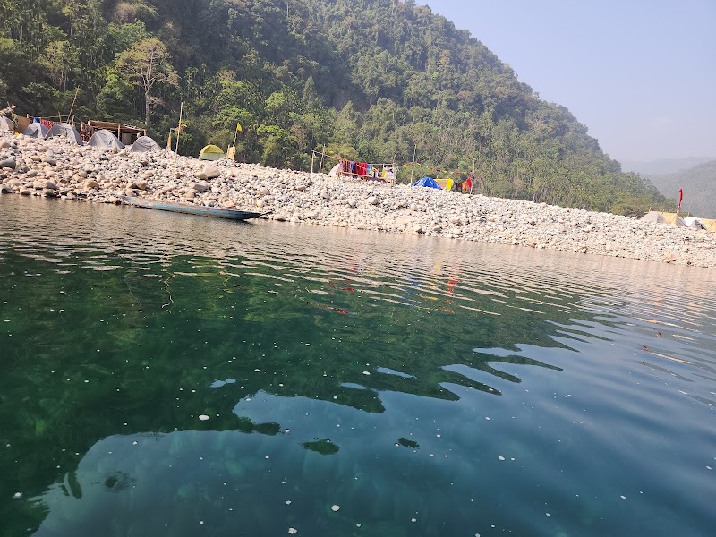 Dawki river boating stop point - Dawki river boating stop point 52VC+PG2 Riverside Campfire, Shnongpdeng, Dawki, Meghalaya 793109, India