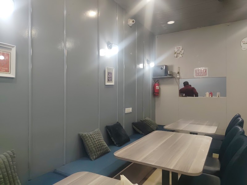 S Cafe - S Cafe, near Sparsh Child Care Clinic, Sarvodaya Nagar, Mohba Bazar, Raipur, Chhattisgarh 492001, India