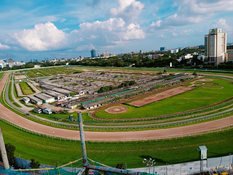 Race Course Road