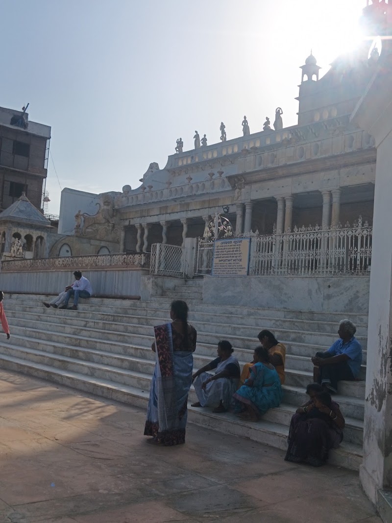Shri Radha Damodar Mandir - Shri Radha Damodar Mandir, 69, Sewa Kunj Rd, opp. Radha Damodar Temple, Gotam Nagar, Vrindavan, Uttar Pradesh 281121, India