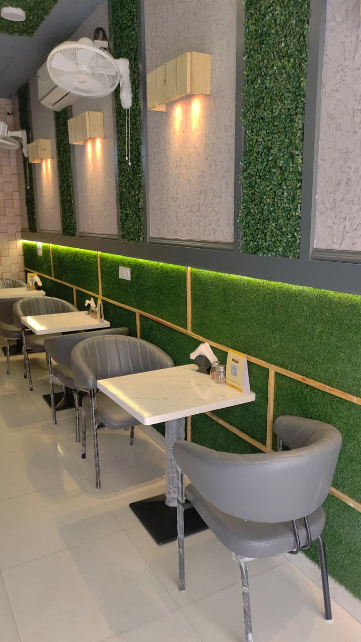 Cheese Corner Zirakpur - Cheese Corner Zirakpur Building No./Flat No.: SCO 11, Govind Complex, Road/Street:, Peer Baba Rd, Baltana, Sector 19, Zirakpur, Punjab 140604, India