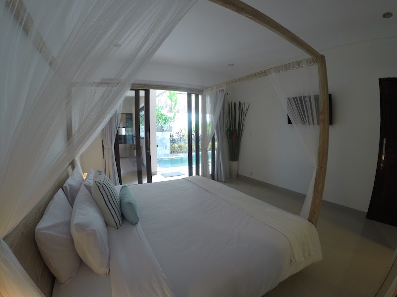 Leacott Retreats "HIDEAWAY" Luxury 3 Bedroom Pool Villa - Leacott Retreats "HIDEAWAY" Luxury 3 Bedroom Pool Villa 8537+9G6, Jl. Arjuna, Seminyak, Kec. Kuta, Kabupaten Badung, Bali, Indonesia