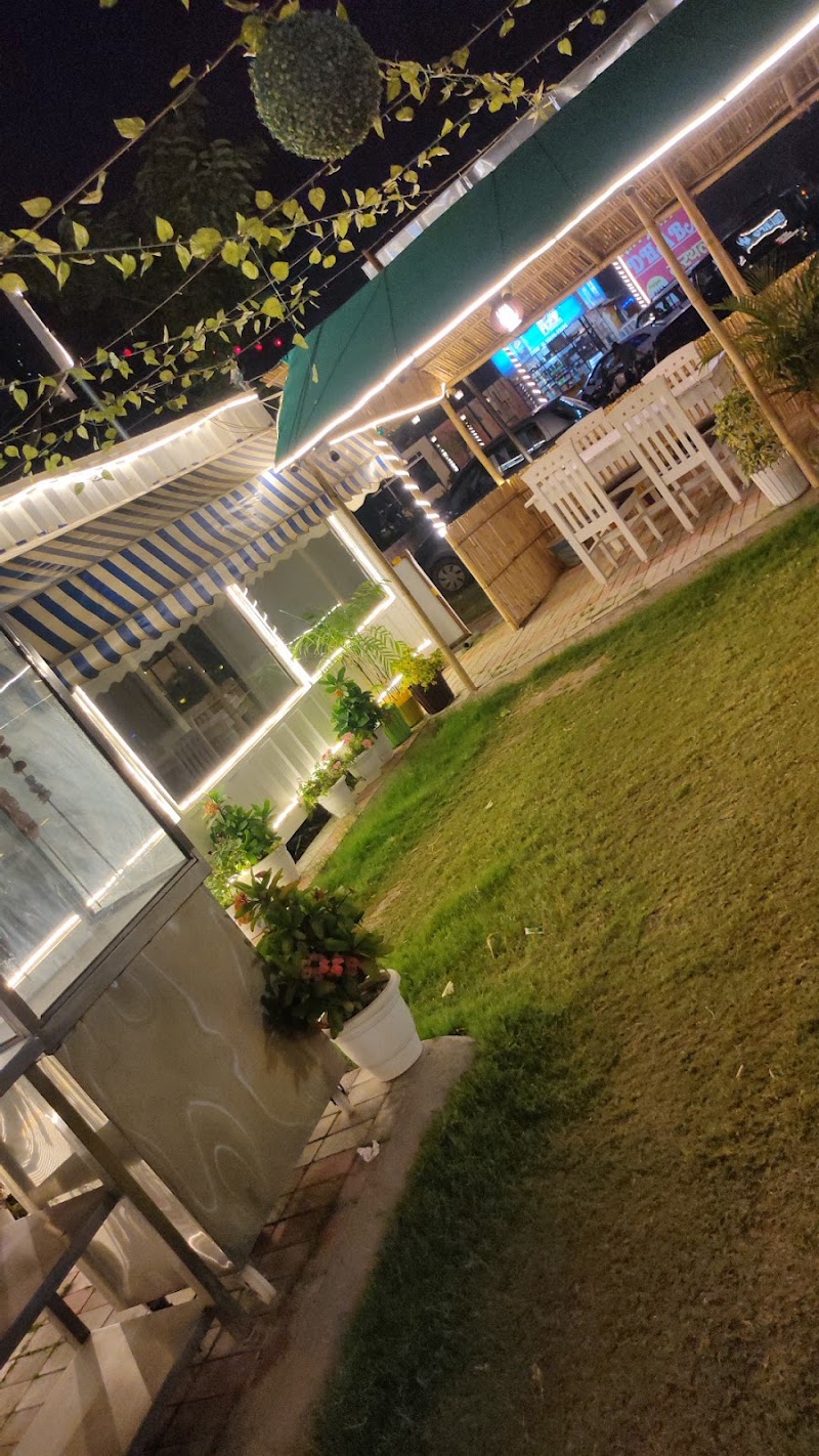 Retro 48 Cafe - Retro 48 Cafe Retro 48, Sector 81, Gurugram, Haryana 122012, India