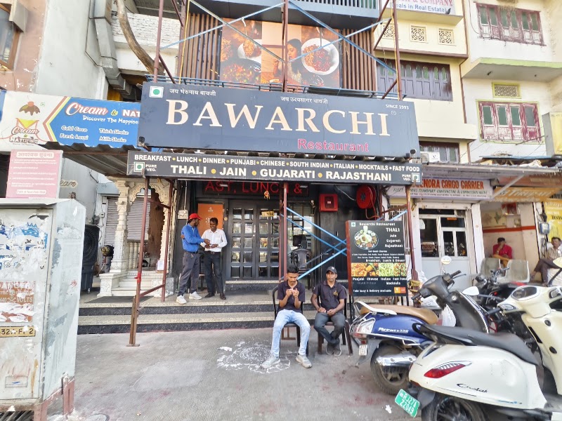 Bawarchi Restaurant - Bawarchi Restaurant 6, Delhi Gate Cir, Old City, Nayapura, Bapu Bazar, Nada Khada, Udaipur, Rajasthan 313001, India