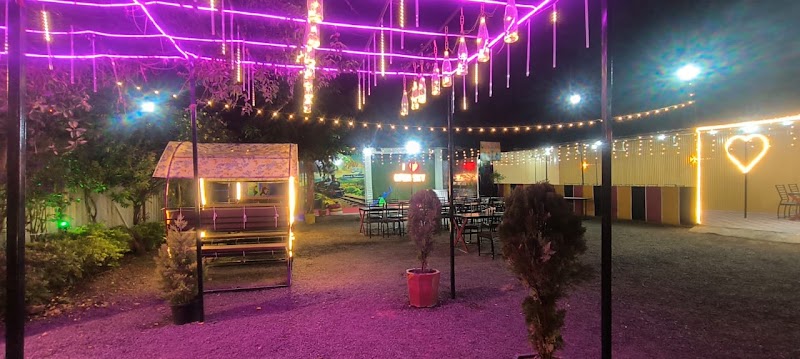 Open Sky family Restaurant - Open Sky family Restaurant 33C3+GFH, Rewas Dewda Road, Bhatrewas, Mandsaur, Madhya Pradesh 458002, India