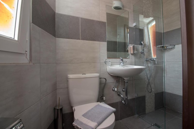 Hotel Cosmopolit - Hotel Cosmopolit, Marikas Kotopouli 7, Athina 104 32, Greece