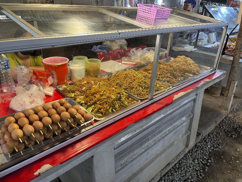Thepnimit Temple Market - Thepnimit Temple Market 35 6 Thep Anusorn Road, Tambon Wichit, Amphoe Mueang Phuket, Chang Wat Phuket 83000, Thailand
