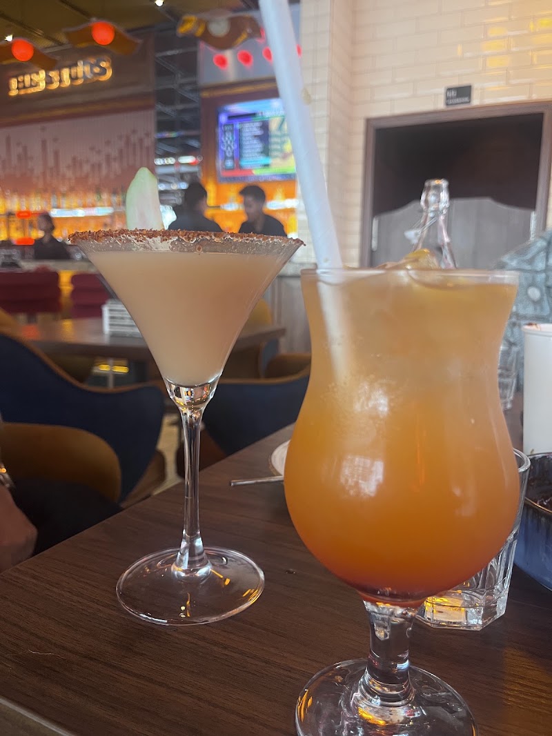 The Studs Sports Bar: Taproom & All Day Diner ETV - The Studs Sports Bar: Taproom & All Day Diner ETV Unit 3 & 4, BLOCK-E, Embassy TechVillage, GF, Outer Ring Rd, Devarabisanahalli, Kadubeesanahalli, Bengaluru, Karnataka 560103, India