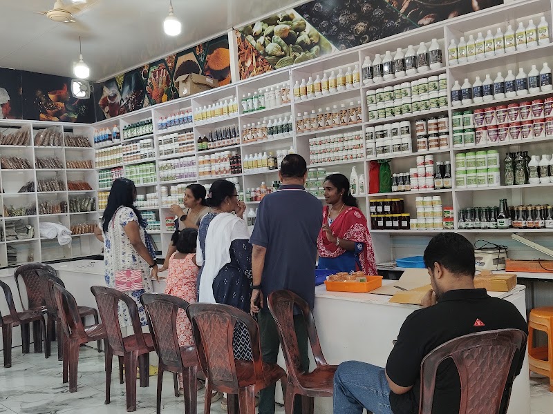 Aroma Organic Spices & Ayurvedic Garden - Aroma Organic Spices & Ayurvedic Garden Chelimada - First Mile Rd, Thekkady, Kumily, Attappallam, Kerala 685509, India