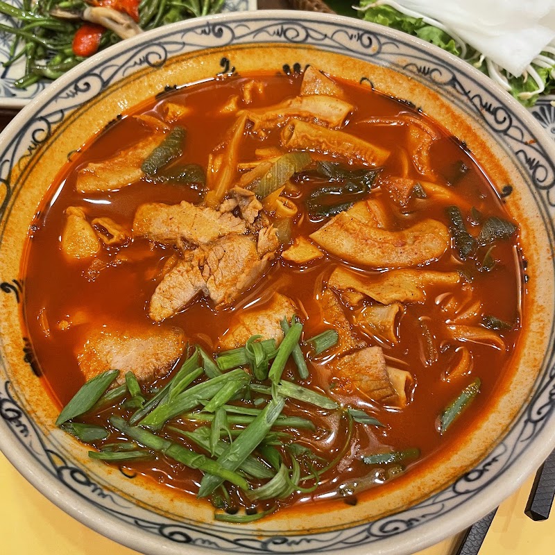 Ăn Thôi 2 - Ăn Thôi 2, 64C Nguyễn Thị Minh Khai, Nha Trang, Khánh Hòa 57100, Vietnam