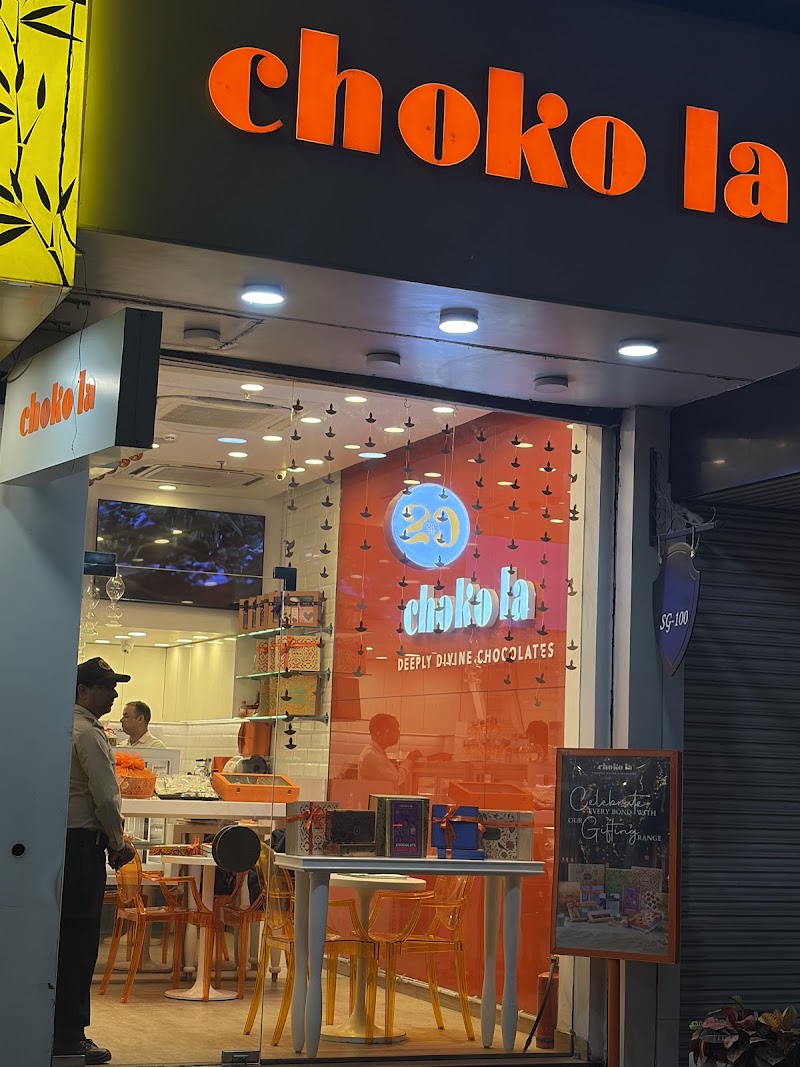 Choko La - Galleria Market - Choko La - Galleria Market SG-100, next to Standard Chartered ATM, Galleria Market, Sector 28, DLF Phase IV, Gurugram, Haryana 122009, India