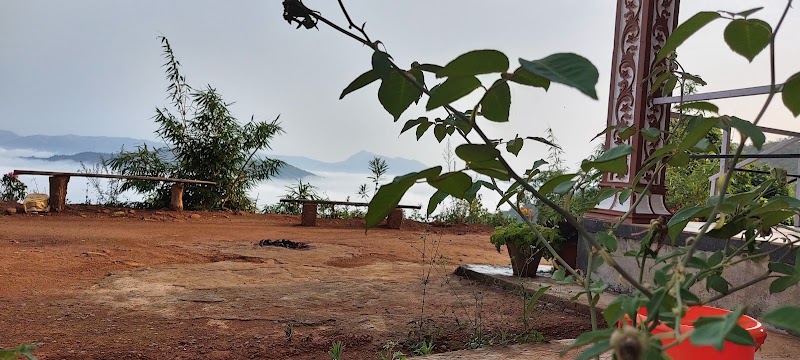 Giri Mane Homestay - Giri Mane Homestay, Jarkuni, Mullodi, Samse Post, Kudremukh Road Kalasa, Taluk, Samse, Karnataka 577124, India