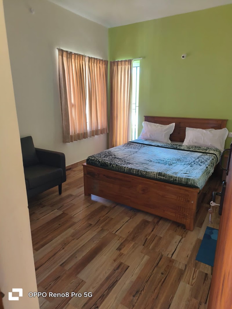 Dwaraka Home Stay (Rose garden enclave II) - Dwaraka Home Stay (Rose garden enclave II) CM2G+9FF, West Mere, Ooty, Tamil Nadu 643004, India