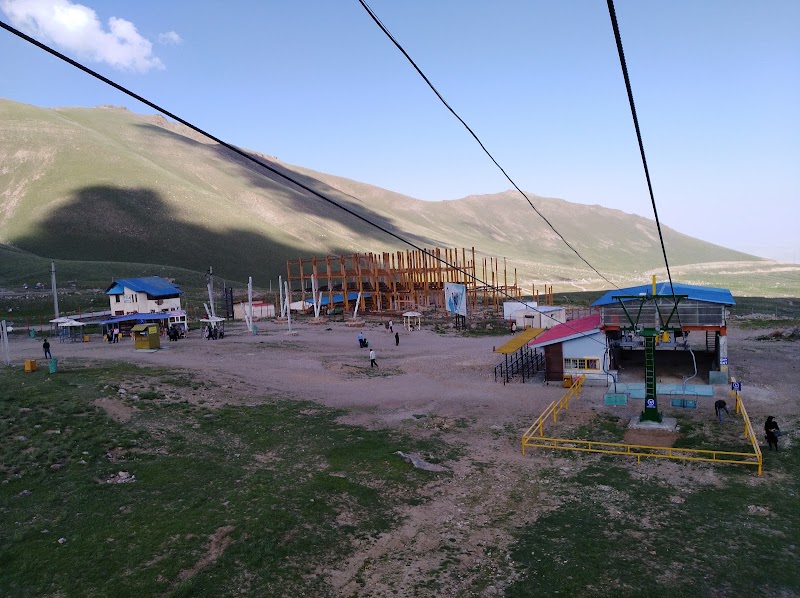 Alvares Ski Resort - Alvares Ski Resort, 6V6H+P6P، اردبیل، استان اردبیل، Iran