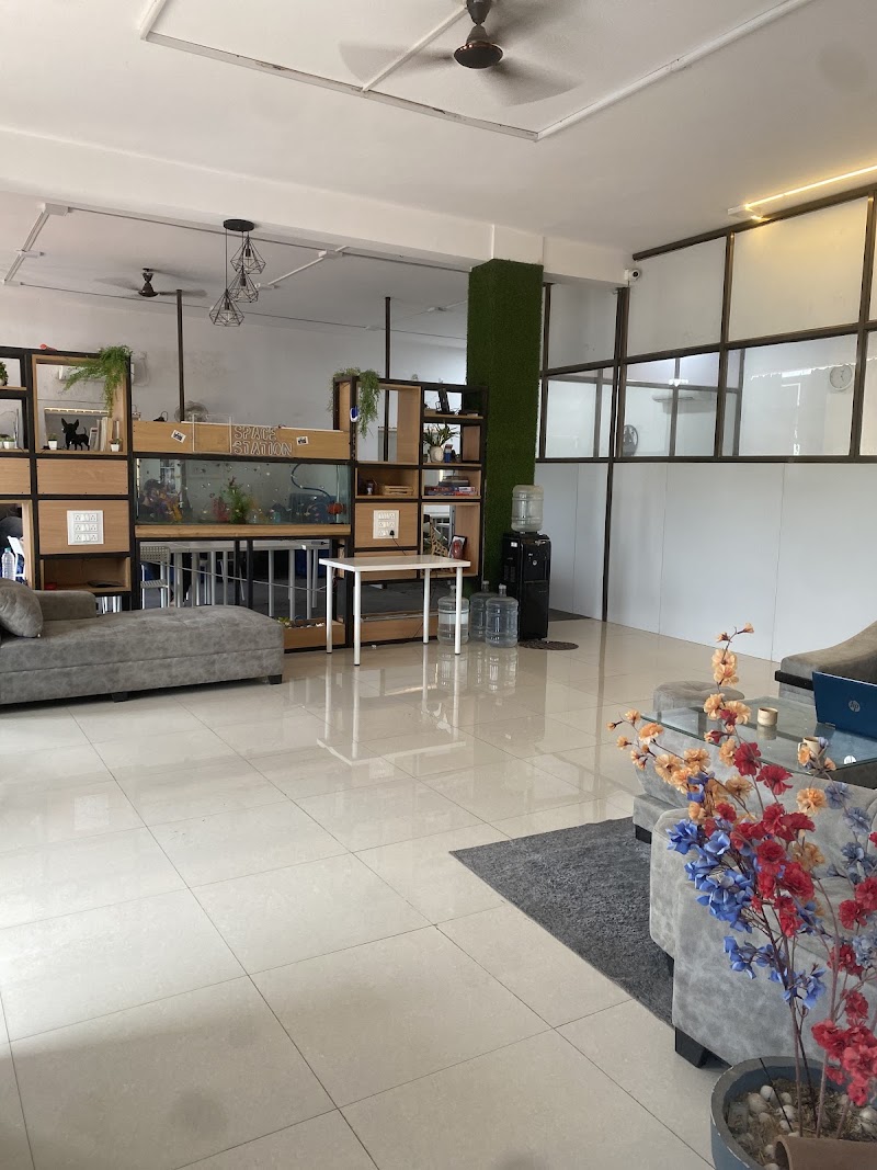 Space Station Co-Working - ( Co-Working Office Space ) - Space Station Co-Working - ( Co-Working Office Space ), 2nd Floor, Kohinoor Tower, Junwani Rd, near Avanti Bai Chowk, Kohka, Bhilai, Chhattisgarh 490023, India