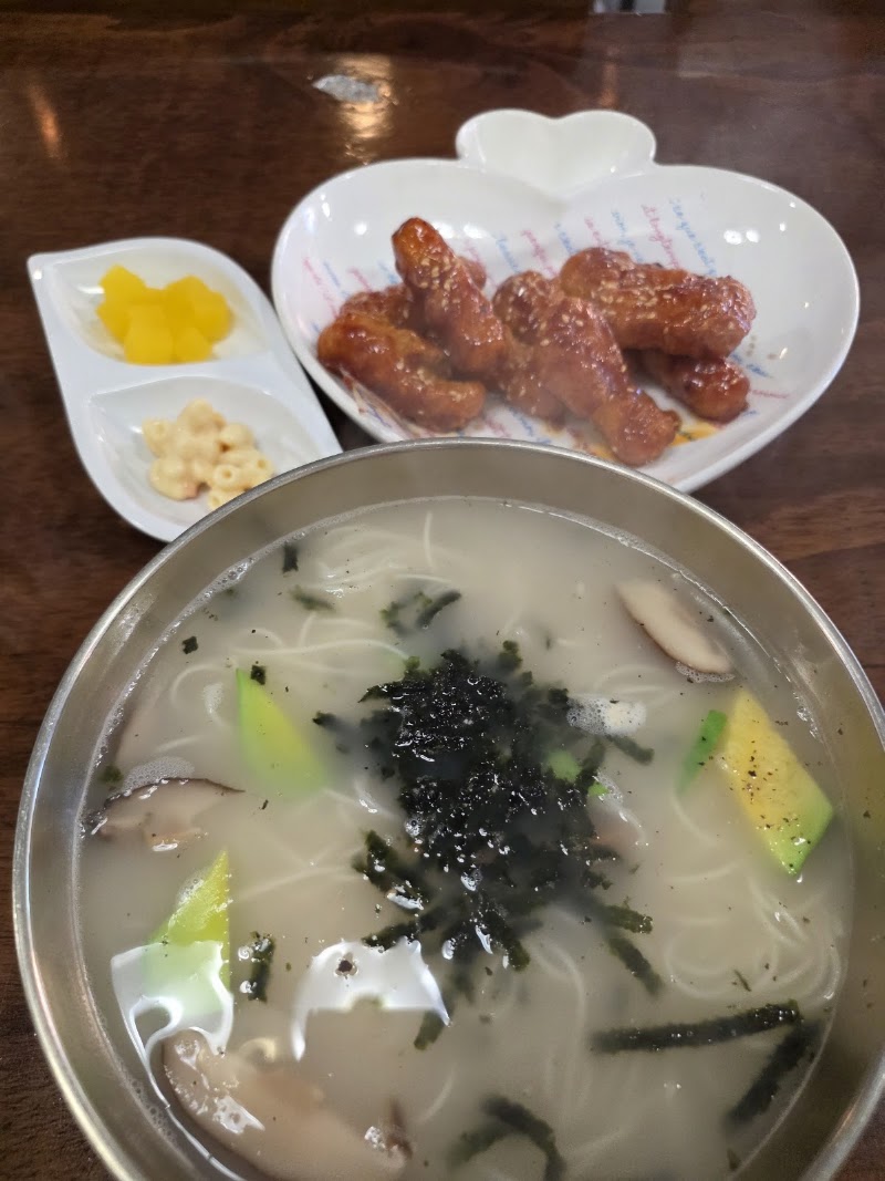 Vegan Kitchen - Vegan Kitchen 21 Toegye-ro 20-gil, Jung District, Seoul, South Korea