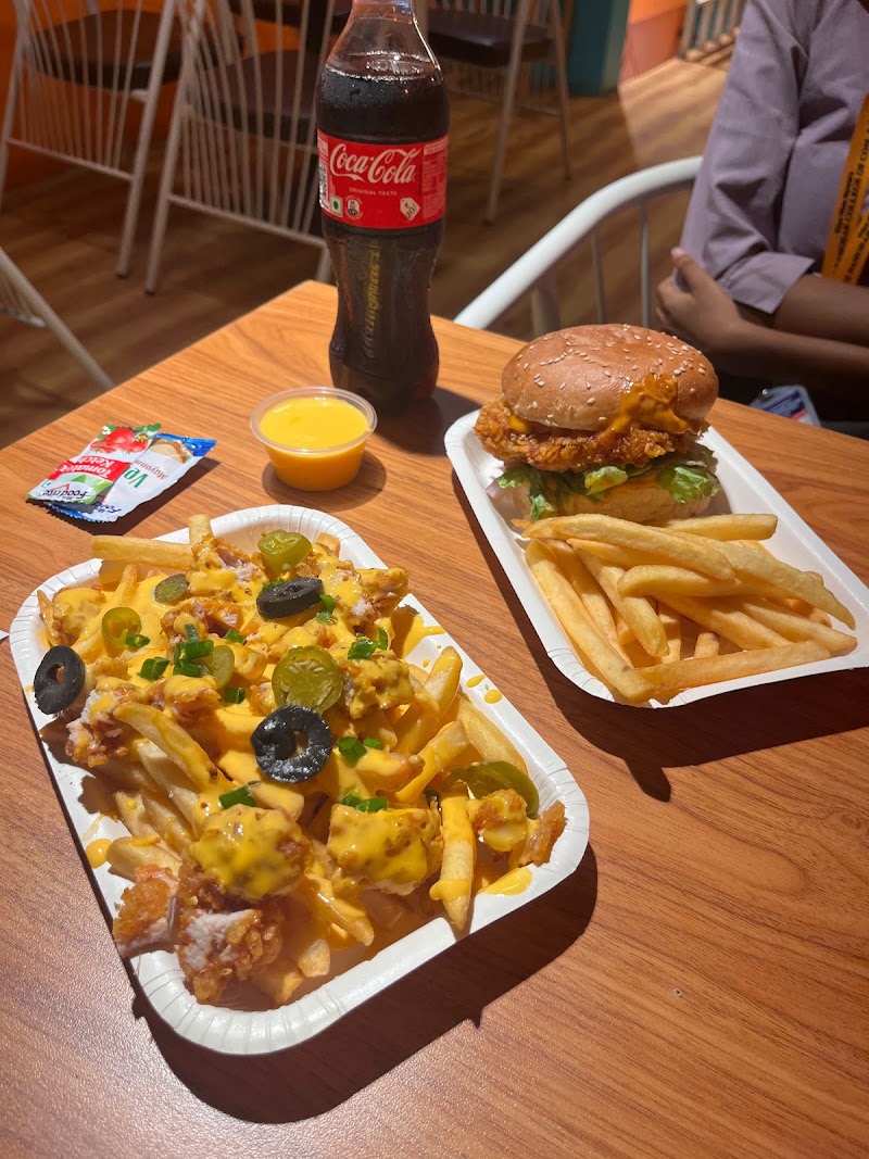 BOOM - Fries Burgers & Shakes - BOOM - Fries Burgers & Shakes Murida Rd, Murida, Borda, Madgaon, Goa 403601, India