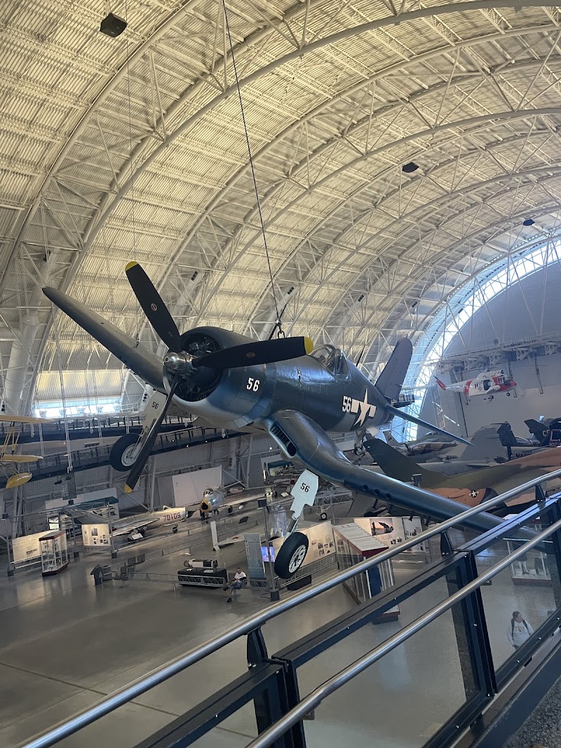 14390 Air and Space Museum Pkwy - 14390 Air and Space Museum Pkwy 14390 Air and Space Museum Pkwy, Chantilly, VA 20151, USA