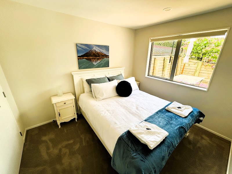 Cross Roads Guesthouse - Cross Roads Guesthouse 17A McIntosh Drive, Pōkeno 2471, New Zealand