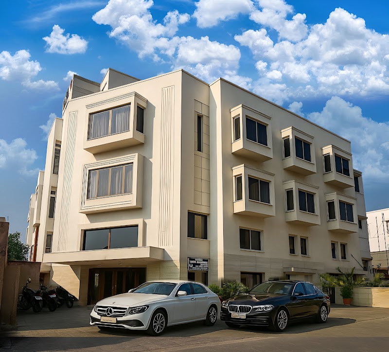 Hotel Mansar Jammu - Hotel Mansar Jammu Raghunath Mandir Rd, near Tourist Reception Centre & Dennis, Prem Nagar, Old Heritage City, Jammu, 180001