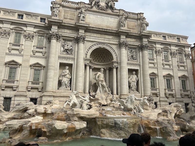Vespa Sidecar Tour - Vespa Sidecar Tour, P.za della Repùbblica, 41, 00185 Roma RM, Italy